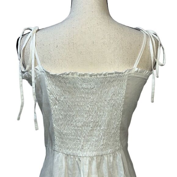 NY&Co Tie-Strap Preplum Sweetheart Neckline Blouse - Picture 8 of 11